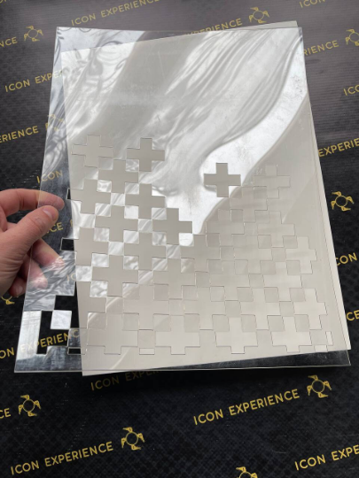 Set of plastic cross stencils (3 pieces)