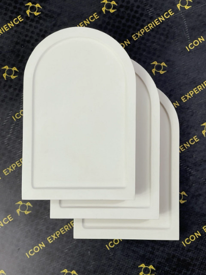 Gessoed round top icon boards with a round raised border and oak braces 18x27cm (7x10")