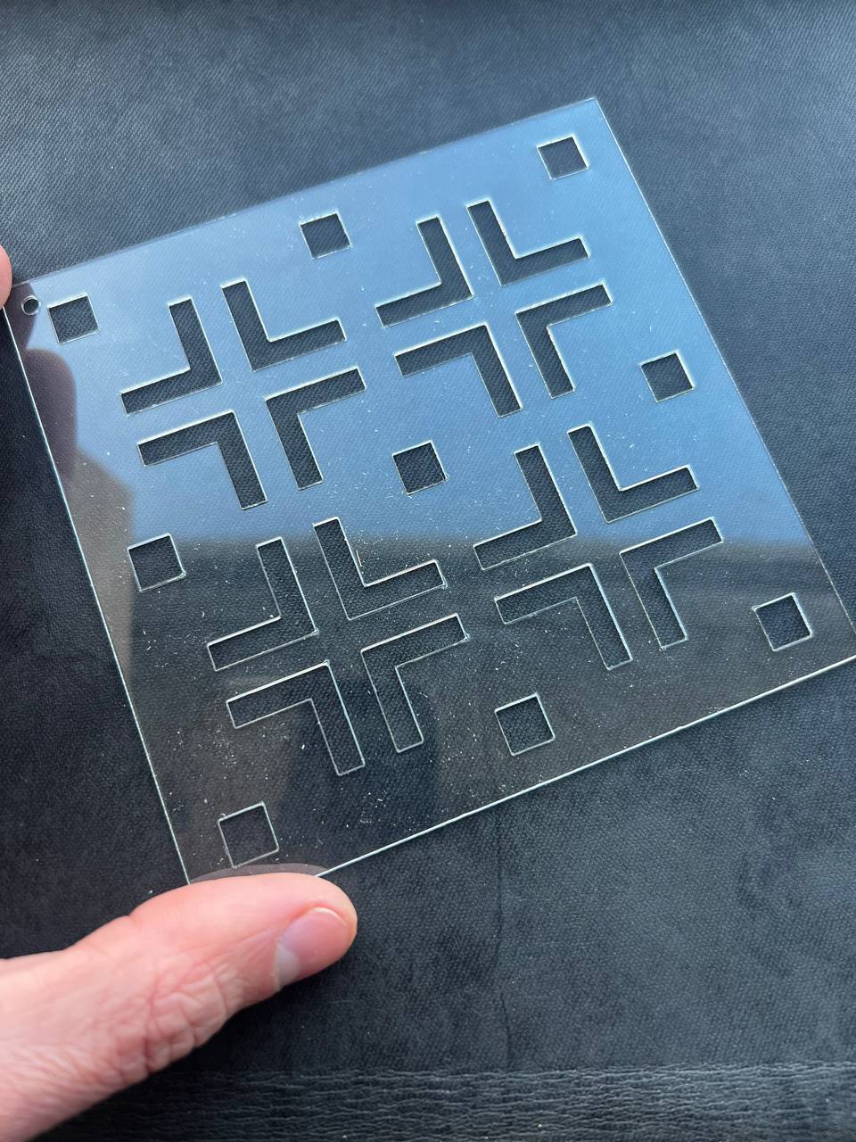 Set of plastic cross stencils (6 pieces)