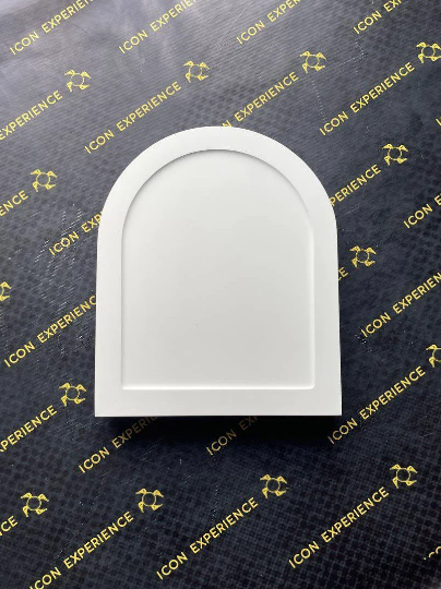 Tablero de iconos en yeso con borde superior redondo elevado 30х25cm (12" x 10")