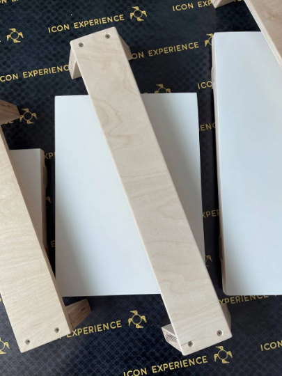 Juego de portamanos para iconografía fabricados en contrachapado de alta calidad