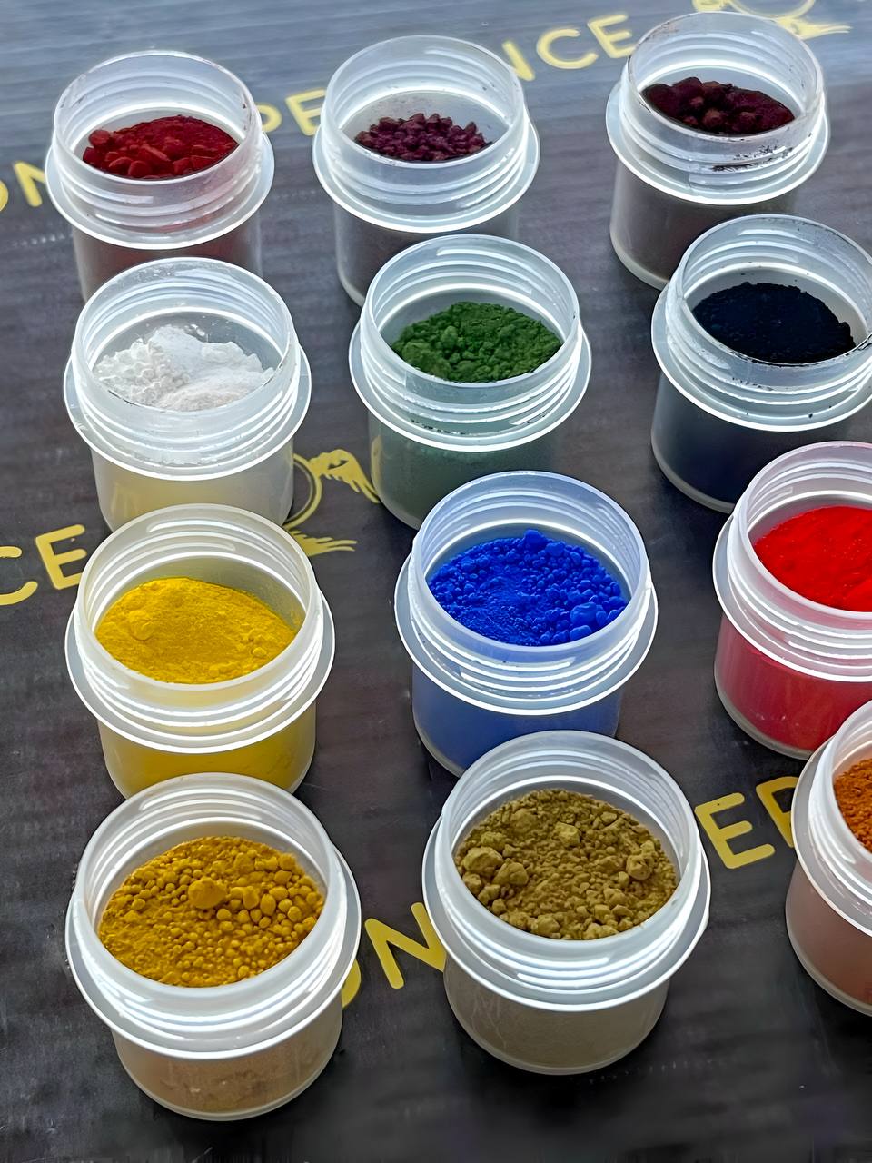 Premium Pigments for Painting – 12-Piece Set